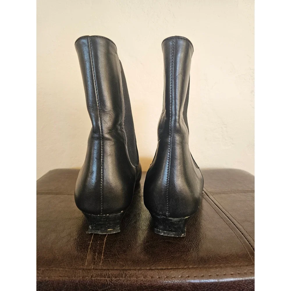 Staud WALLY CHELSEA BLACK‎ Minimalist Old Money Quiet Luxury Boots sz 7.5 (38)
